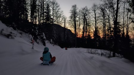Bergbahnen Beckenried-Emmetten AG – Nachtschlitteln zum Jahresausklang | © Bergbahnen Beckenried Emmetten AG