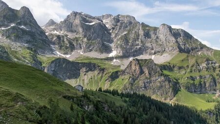 Nidwaldner Wanderwege – Gitschenhöreli Hütte Alpwirtschaft Biwaldalp Isenthal Uri | © Nidwaldner Wanderwege